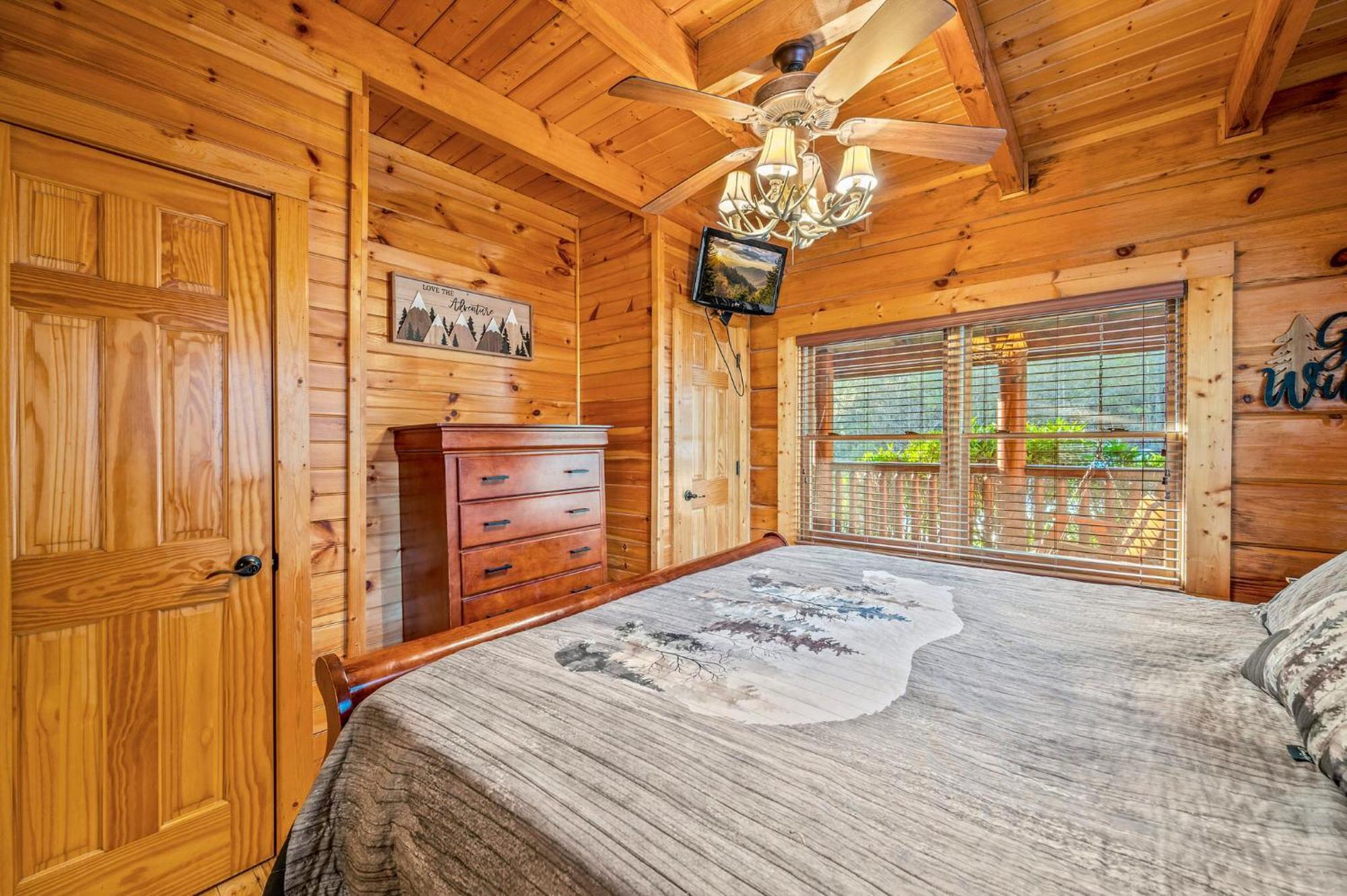 Mountain Laurel Holiday Home Gatlinburg Bagian luar foto