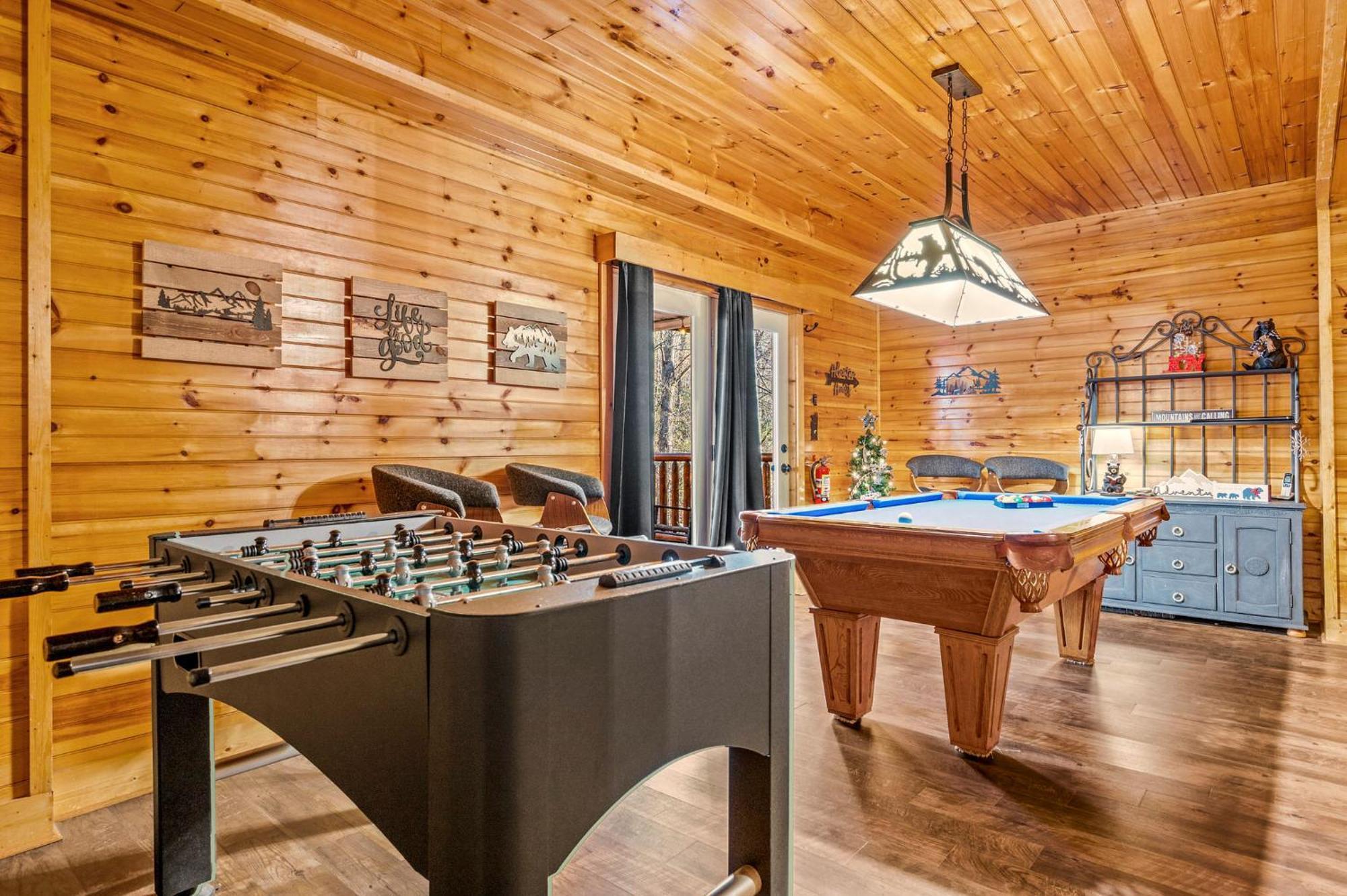 Mountain Laurel Holiday Home Gatlinburg Bagian luar foto