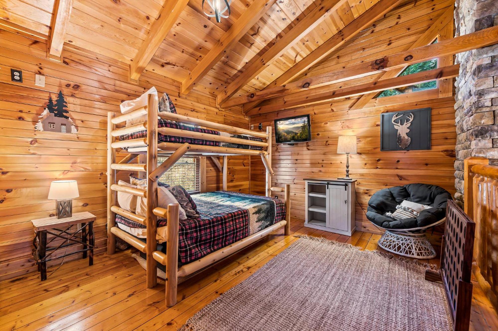 Mountain Laurel Holiday Home Gatlinburg Bagian luar foto